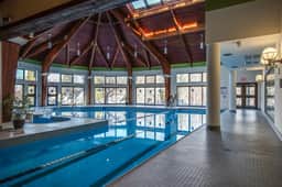 Woods Resort and Spa V7