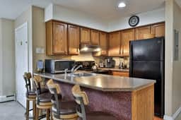 Pico Mountain Condo F106 (Pico Mountain Getaway)