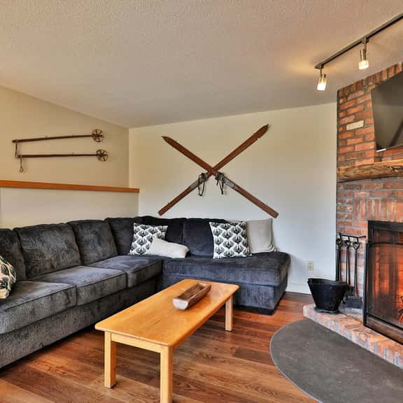Fall Line Condo E3 - Image 1