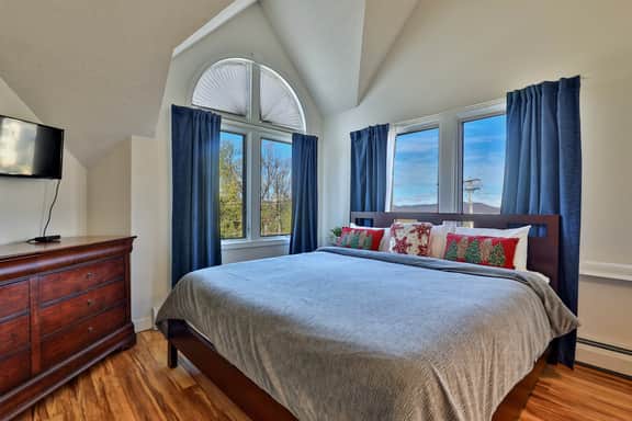 Fall Line Condo A4B (The ‘One More Run' Retreat)