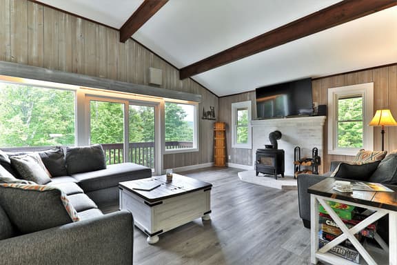 Breakaway House - Unit A
