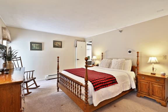 The Birch Ridge #01 - Colonial Maple Room