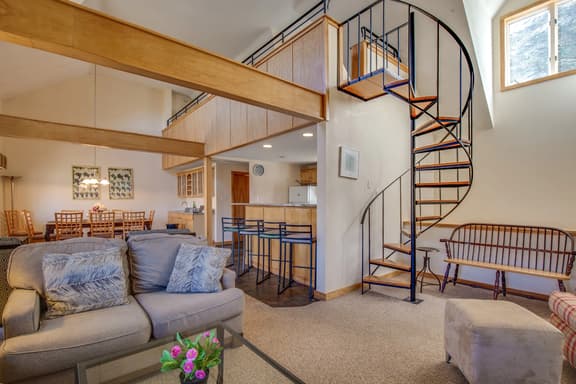 Northbrook Condo Unit #2 (The Big Lift-abowski)
