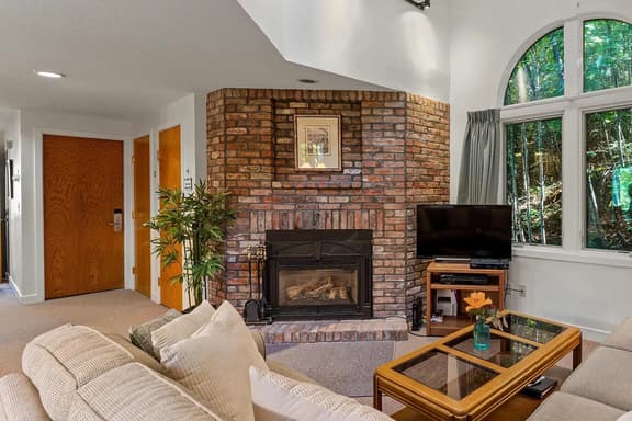 Fall Line Condo D6 (The Blizzard of Oz)