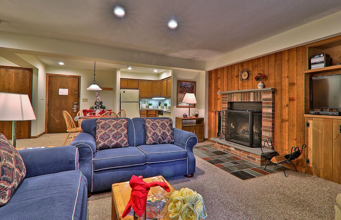 One Bedroom, One Bathroom Mountain Green Condo - Seasonal Rental