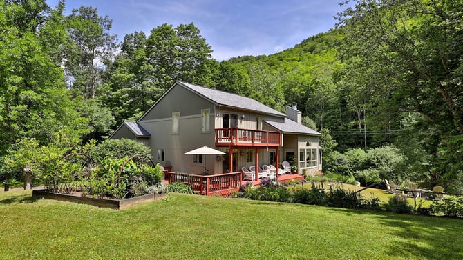 2022-2023 Killington Seasonal Rental Home on River Road